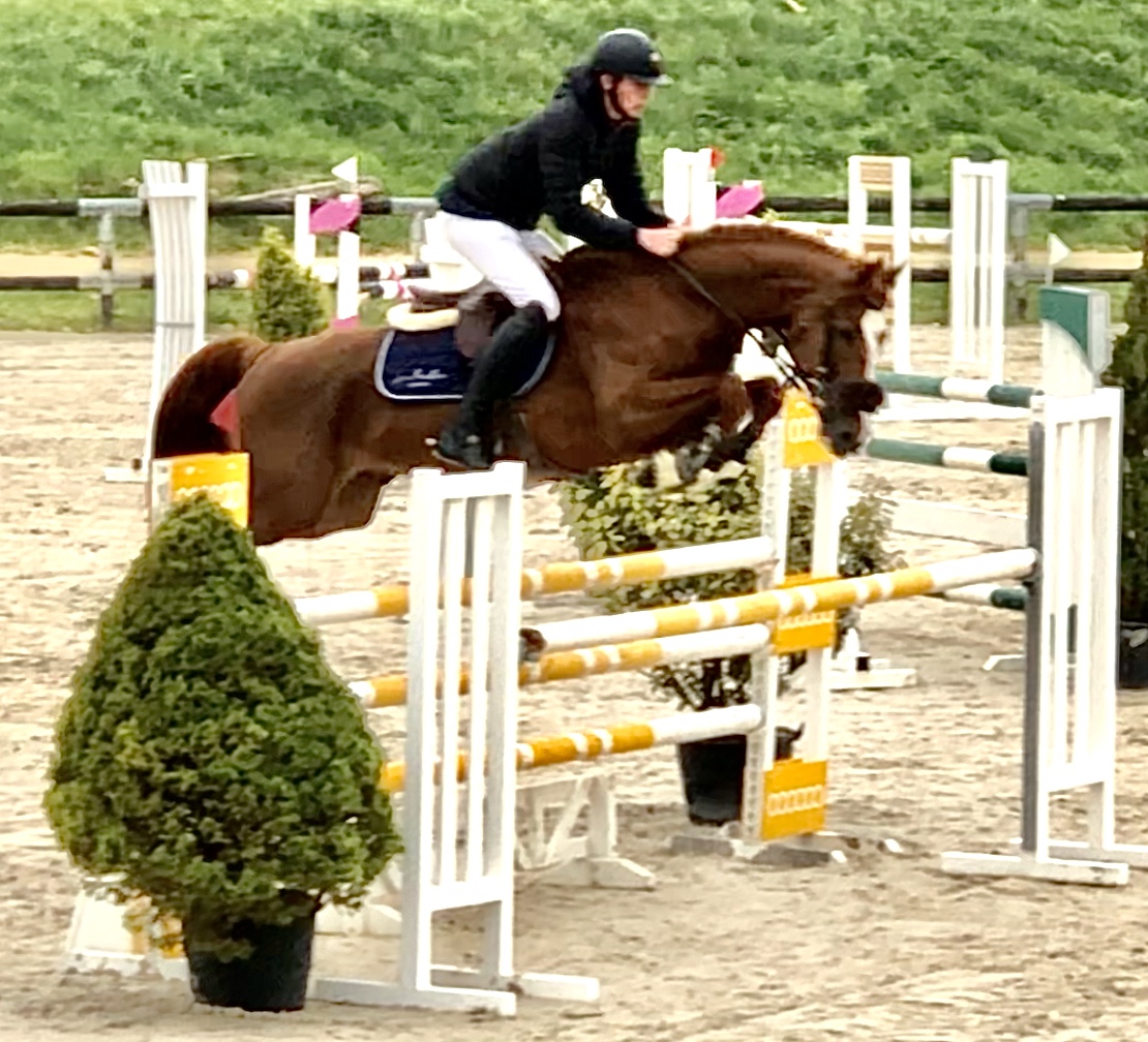 BALOUCHACCO DE JARSAY double clear in the 6 yo classes